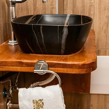 Dimora Don Gabriele E Apartman Mola di Bari